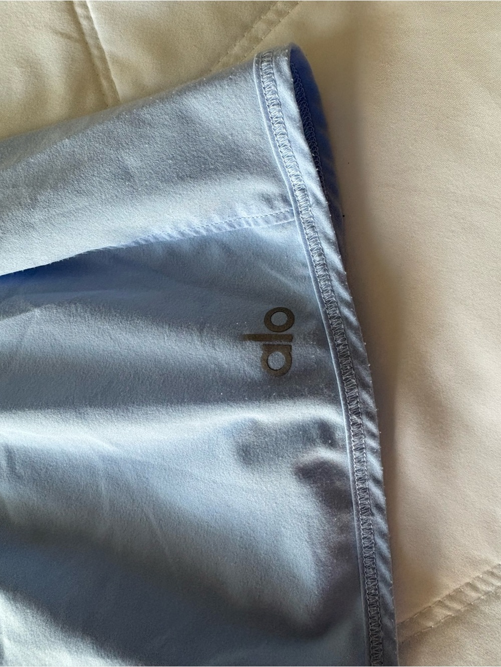 ALO Yoga Women's Pale Blue Athletic Skort with Built-In Shorts - Picture 11 of 12